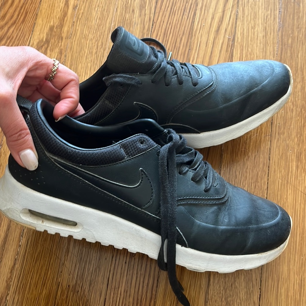 Black Nikes